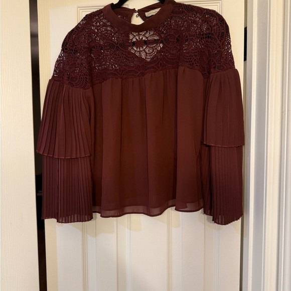 Abercrombie And Fitch Burgundy Blouse Size M - Picture 3 of 8